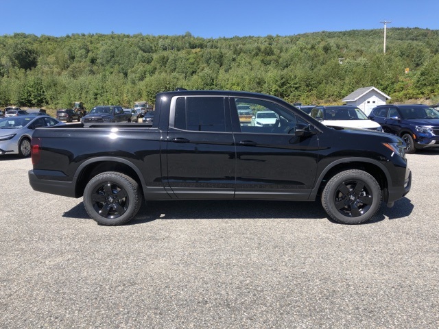 2025 Honda Ridgeline Black Edition photo 2