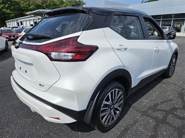 2023 Nissan Kicks SV photo 4