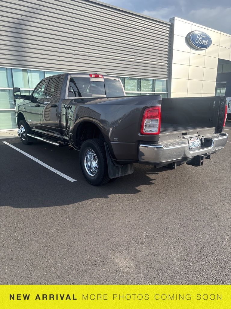 2019 Ram 3500 Tradesman photo 2