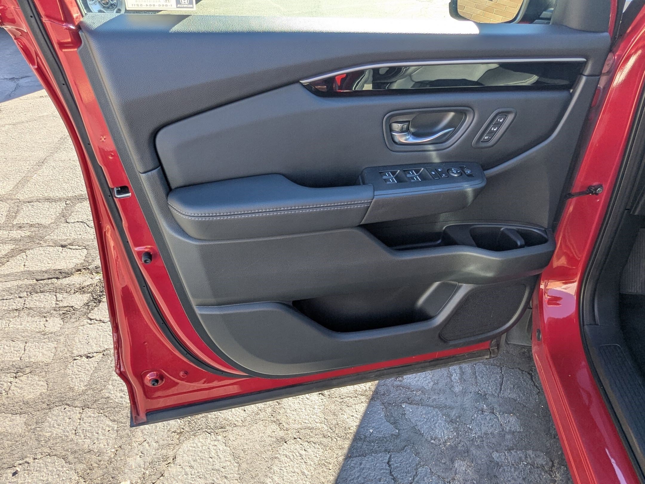 2023 Honda Pilot Touring photo 10