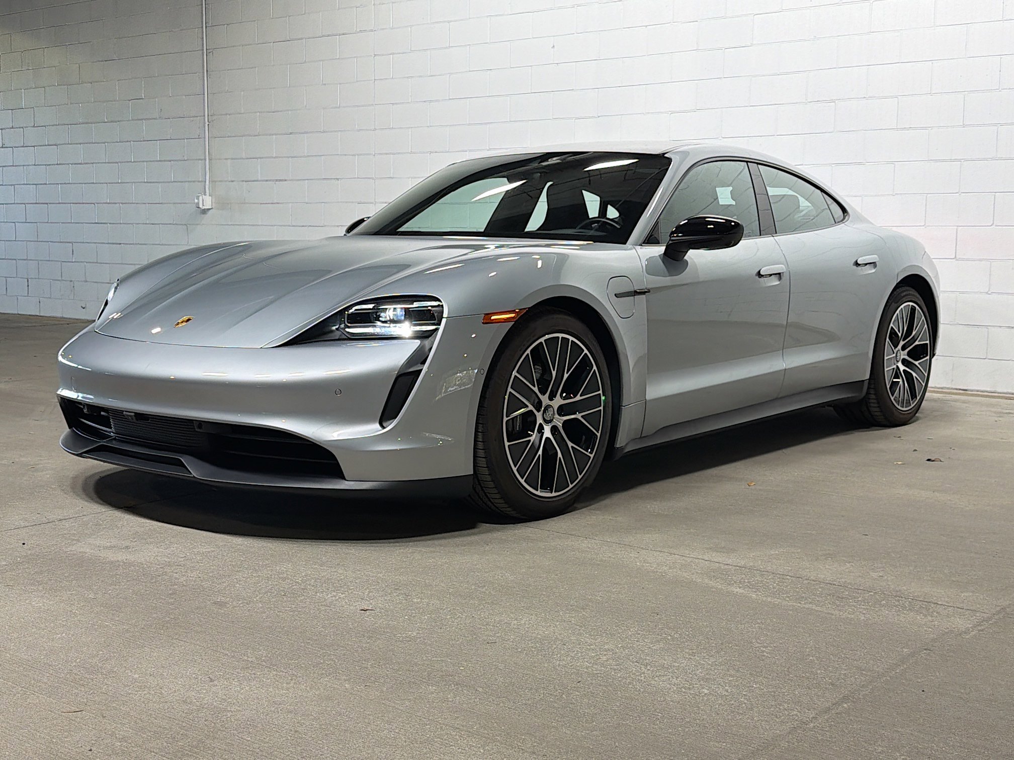 2023 Porsche Taycan Base