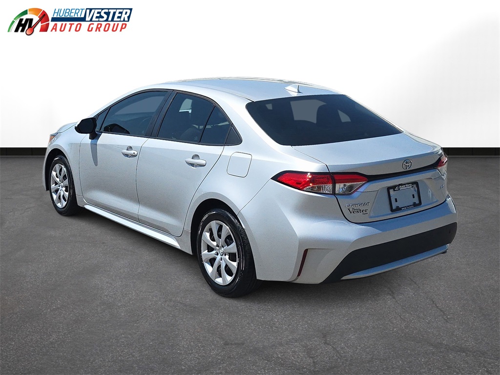2022 Toyota Corolla LE photo 8