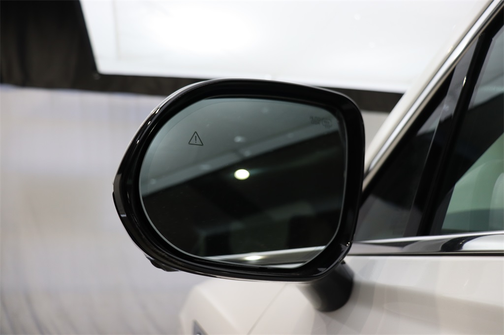 2025 Genesis GV80 3.5T Advanced AWD photo 4