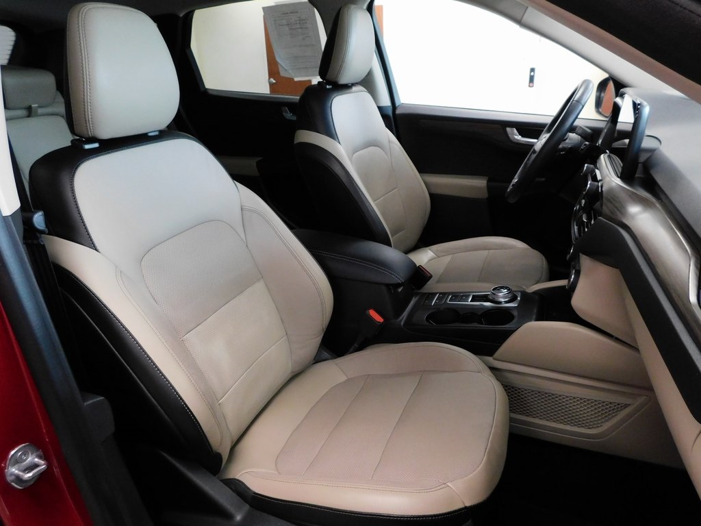 2020 Ford Escape Titanium photo 53