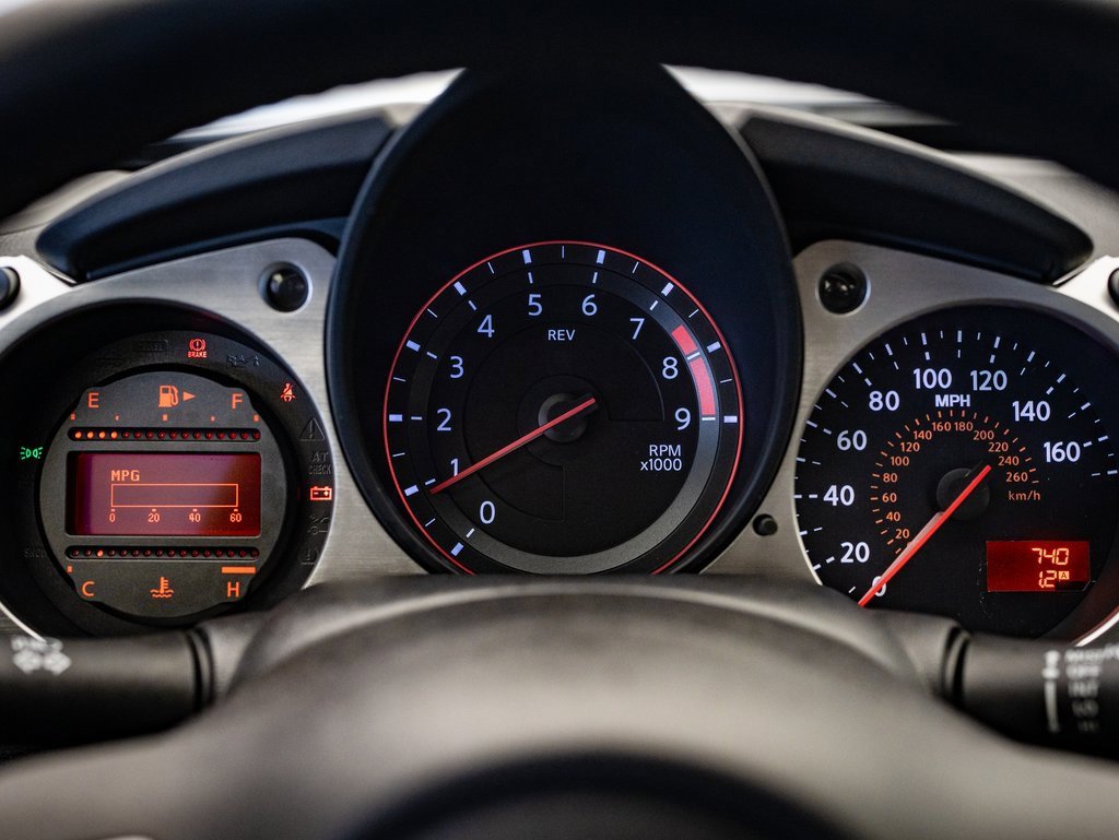 2017 Nissan 370Z Sport photo 25
