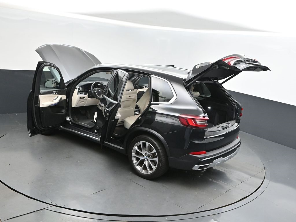 2022 Bmw X5 xDrive40i photo 2