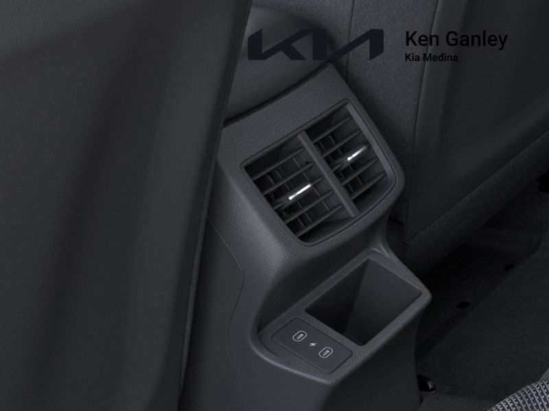 2026 Kia Seltos LX photo 22