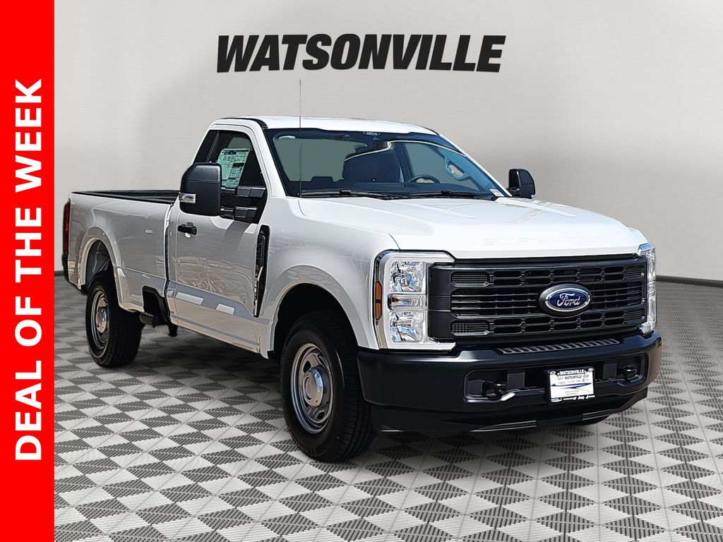 2025 Ford F-250 Super Duty XL's photo