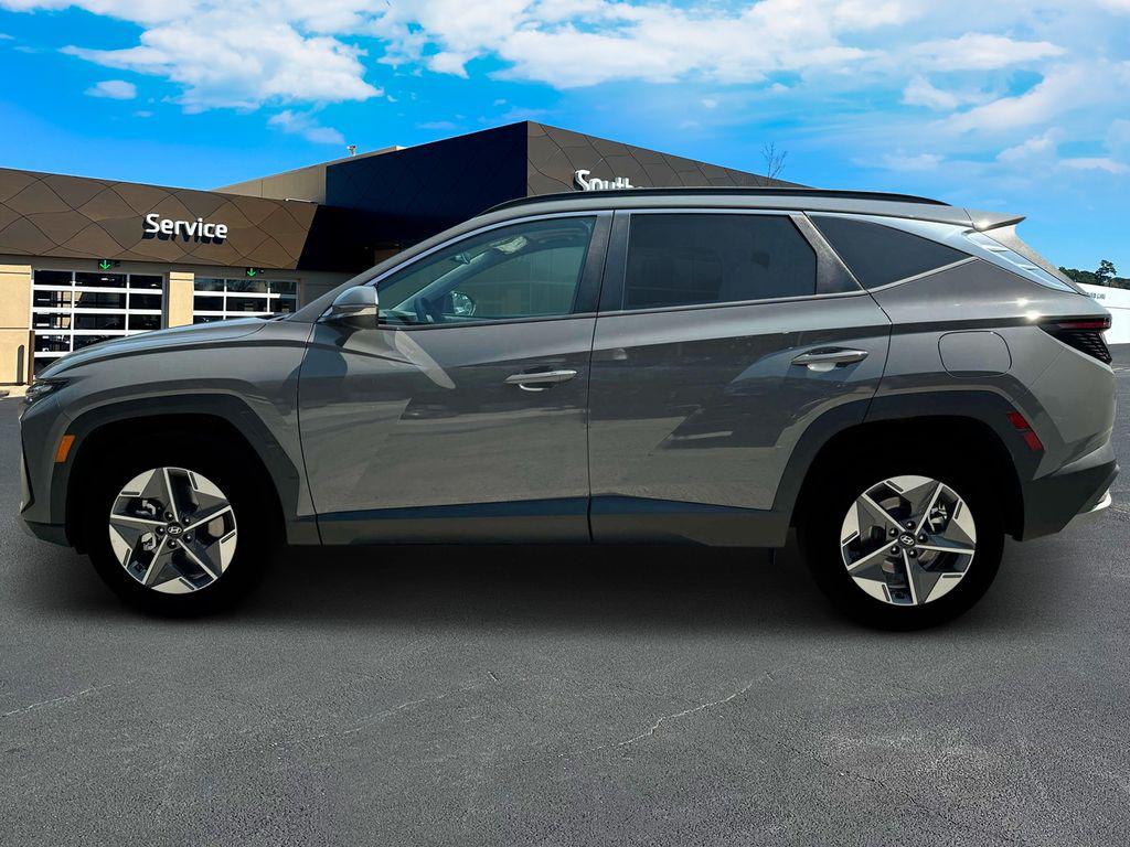 2025 Hyundai Tucson SEL Convenience photo 3