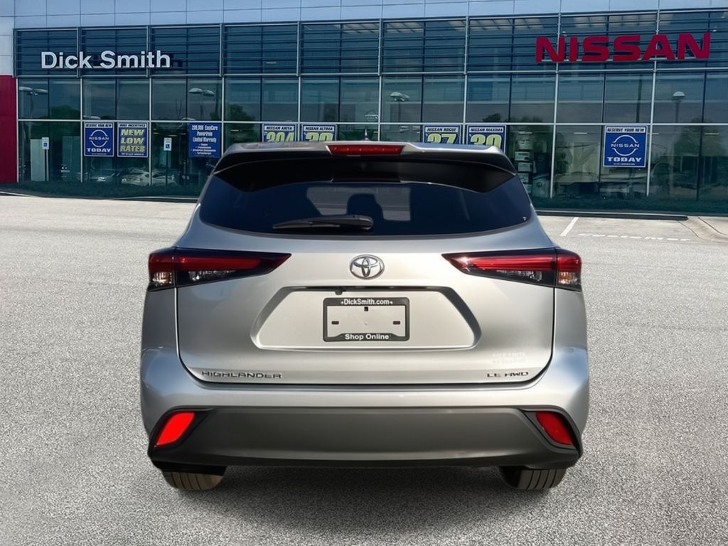 2024 Toyota Highlander XLE photo 4
