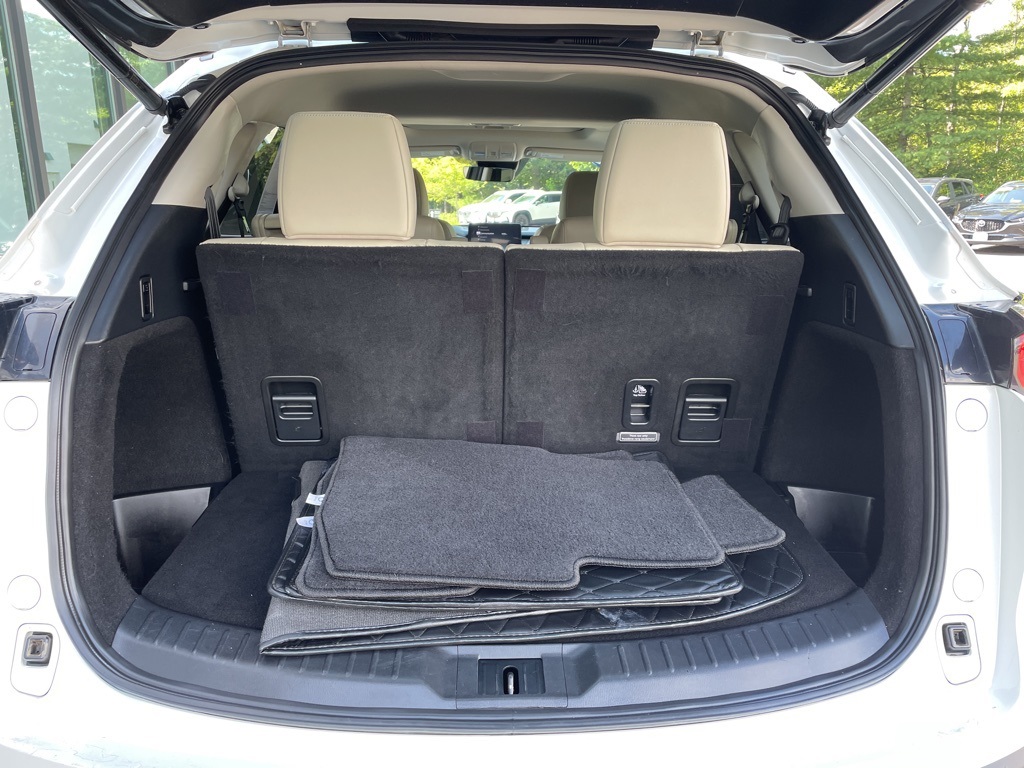 2022 Mazda CX-9 Touring photo 6
