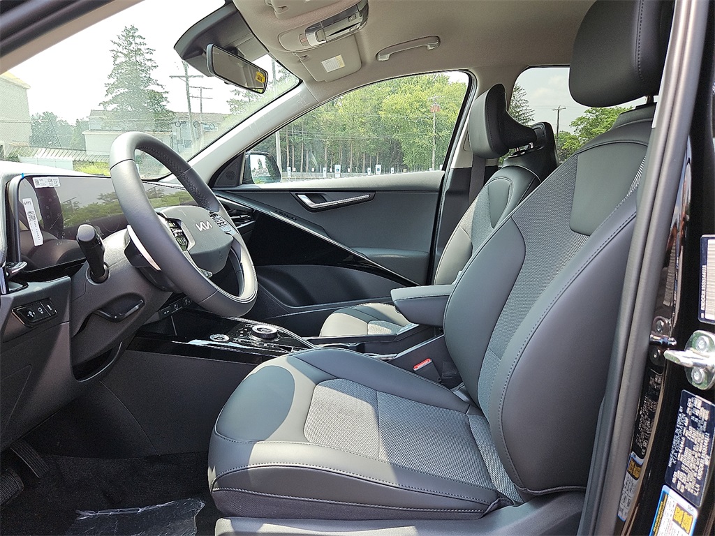 2025 Kia Niro EV Wind photo 2