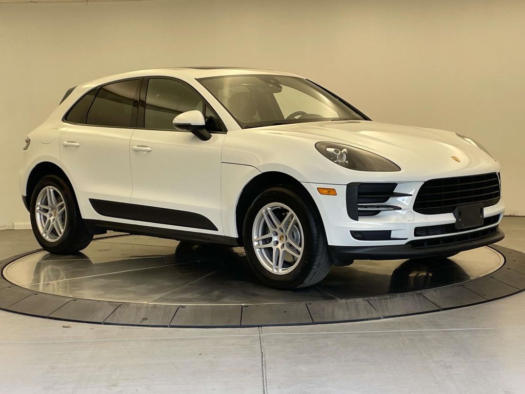 2020 Porsche Macan Base photo 8