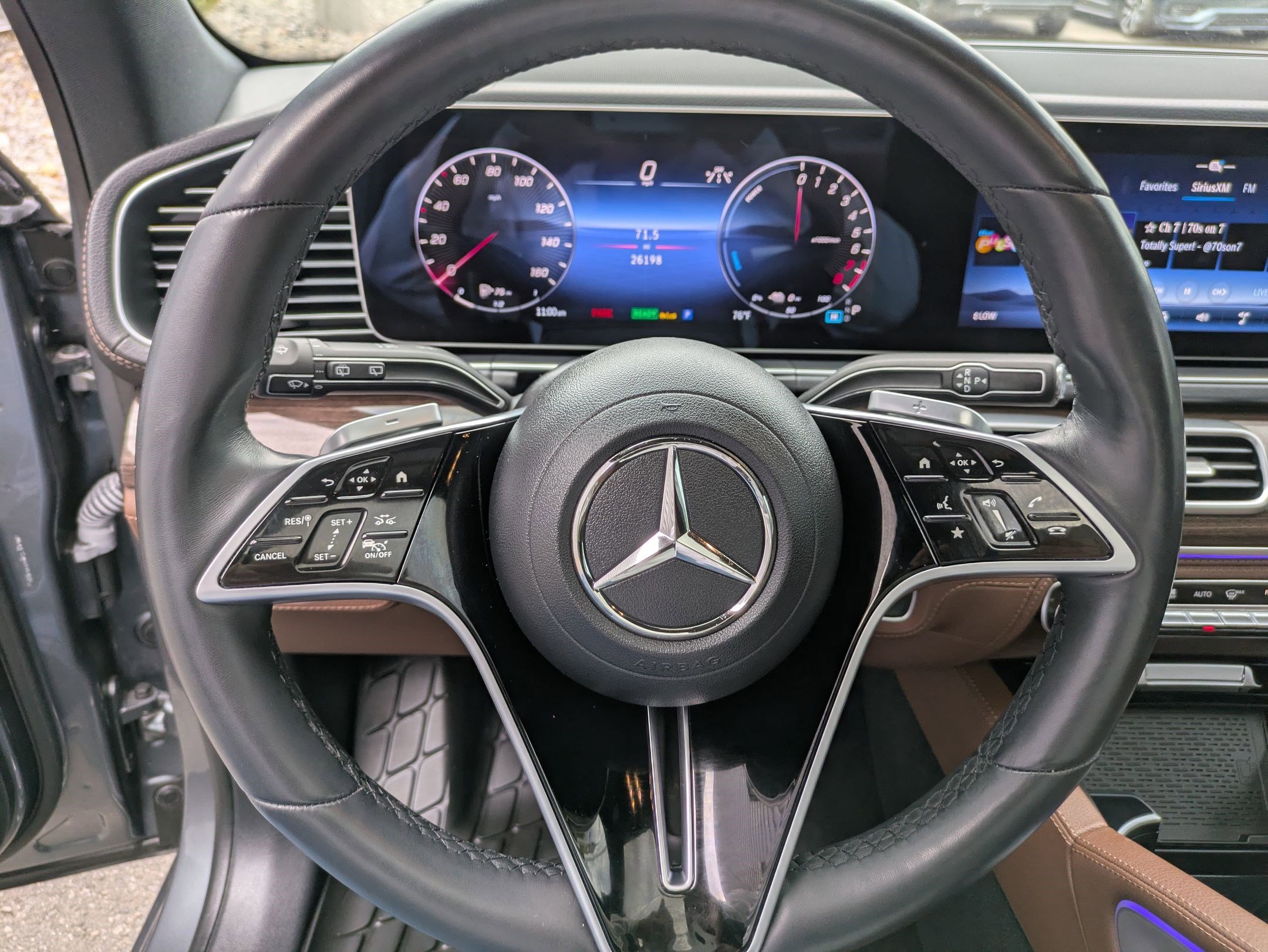 2024 Mercedes Benz GLE 4MATIC photo 16