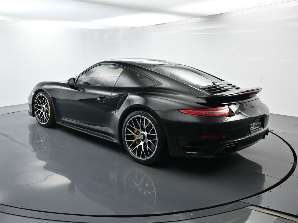 2014 Porsche 911 Turbo S photo 2