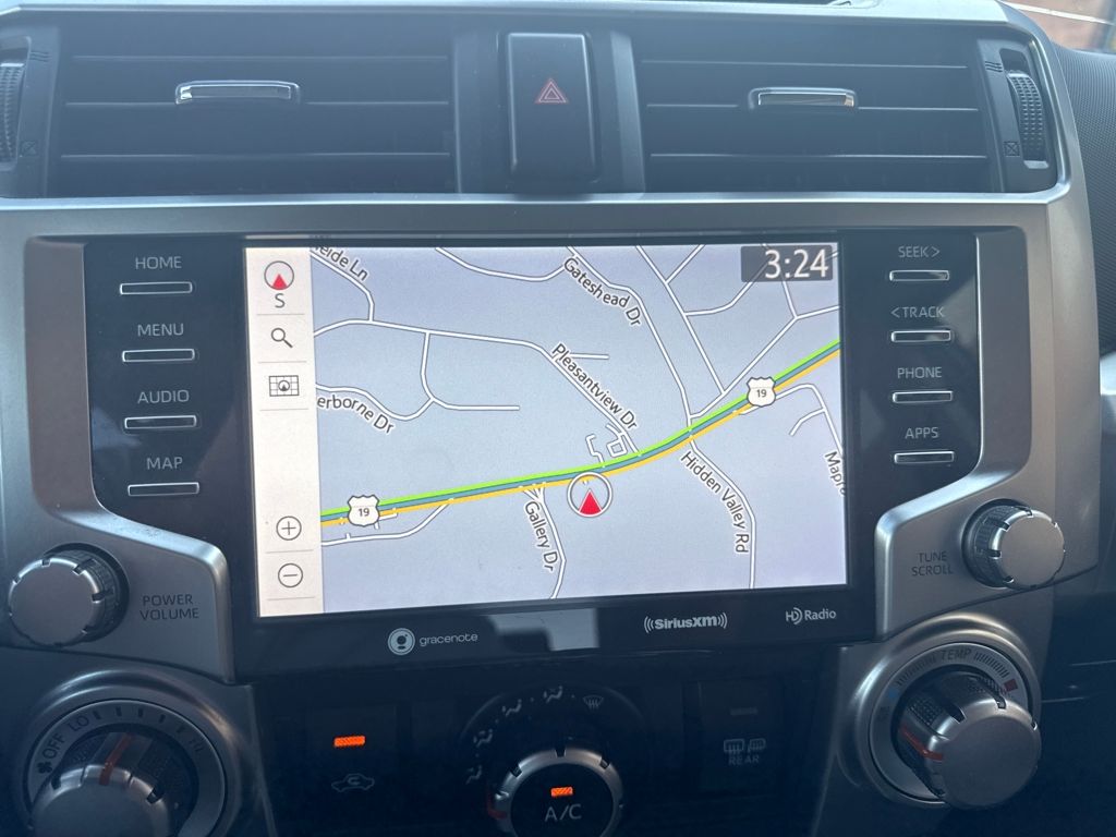 2020 Toyota 4Runner SR5 Premium photo 19