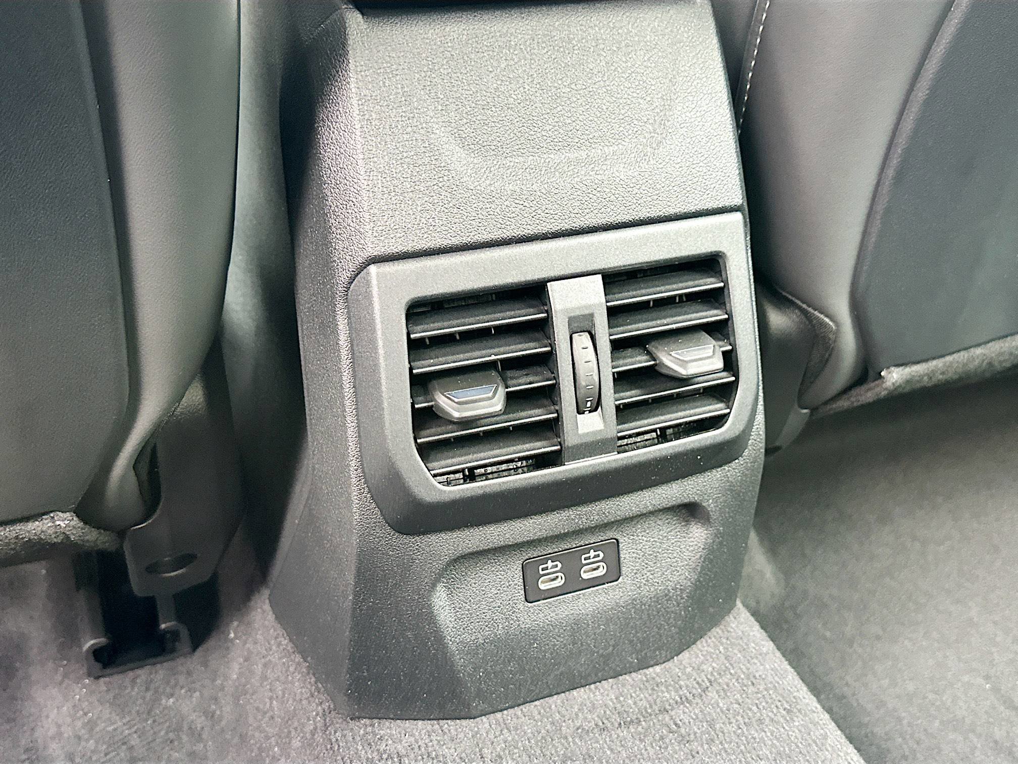 2026 Bmw 228 photo 20