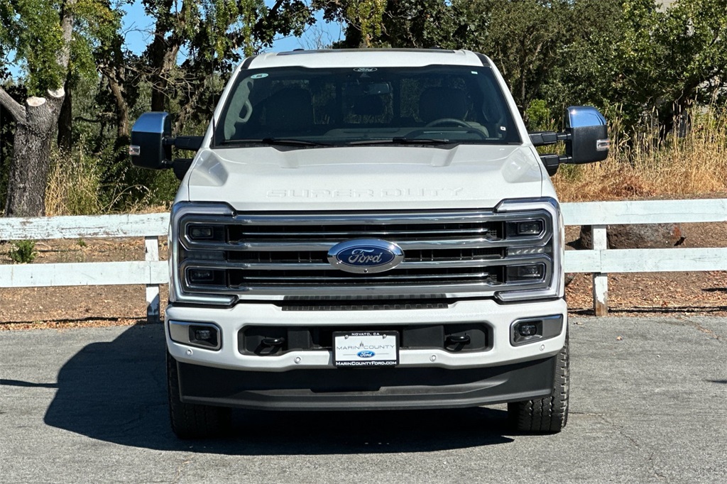 2025 Ford F-350 photo 9