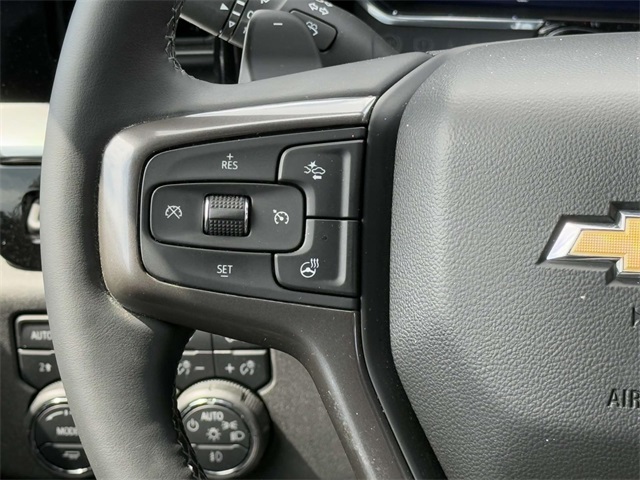 2023 Chevrolet Silverado 1500 High Country photo 24