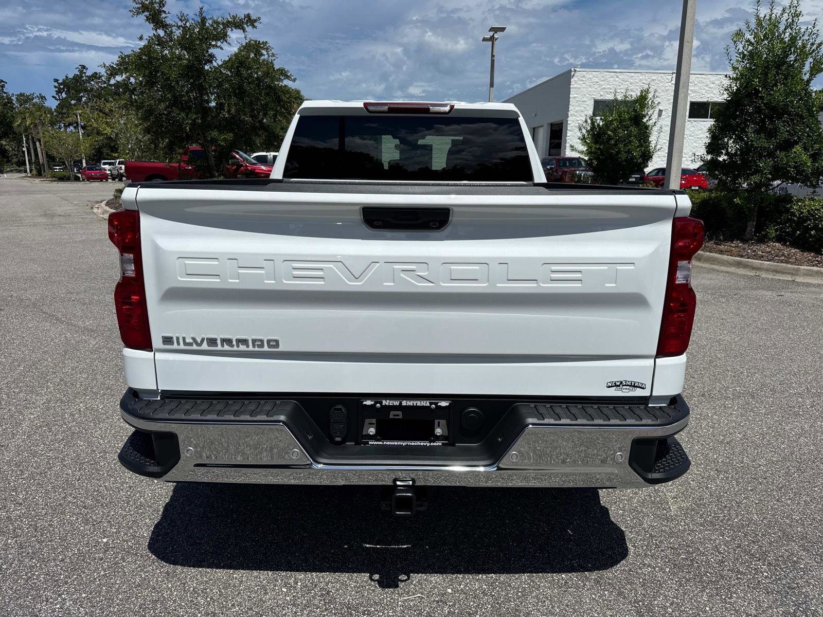 2025 Chevrolet Silverado 1500 photo 4