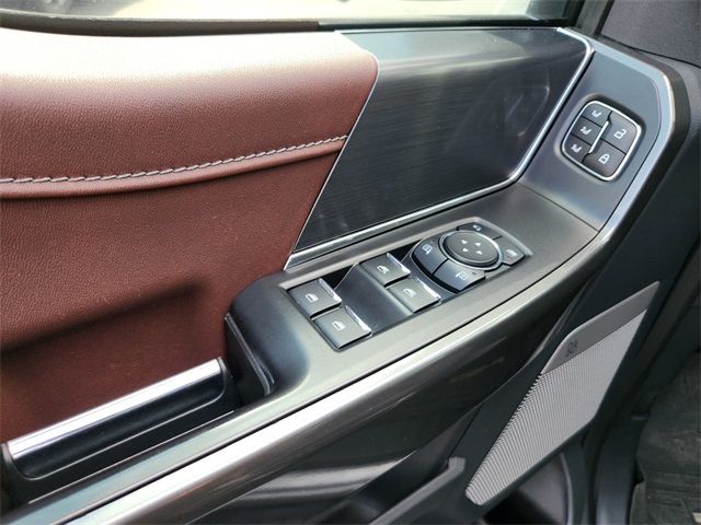2023 Ford F-150 Lariat photo 34