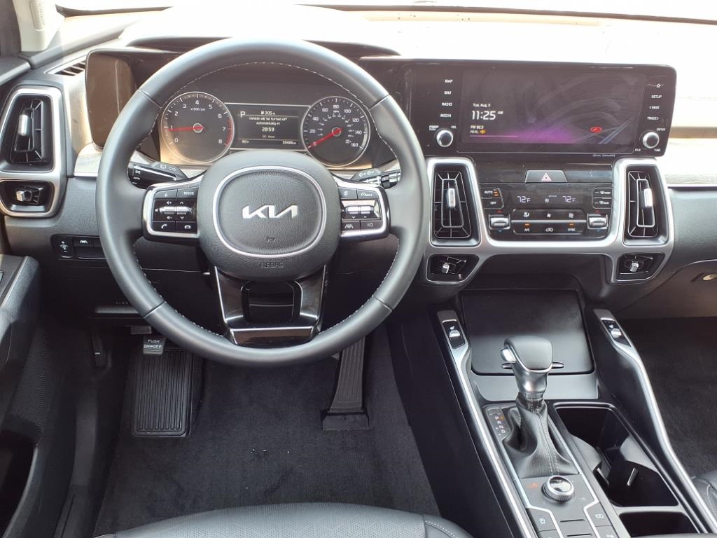 2022 Kia Sorento X-Line S photo 12