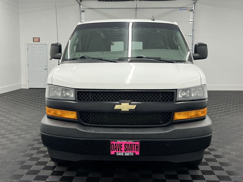 2020 Chevrolet Express 2500 Work Cargo Van photo 5