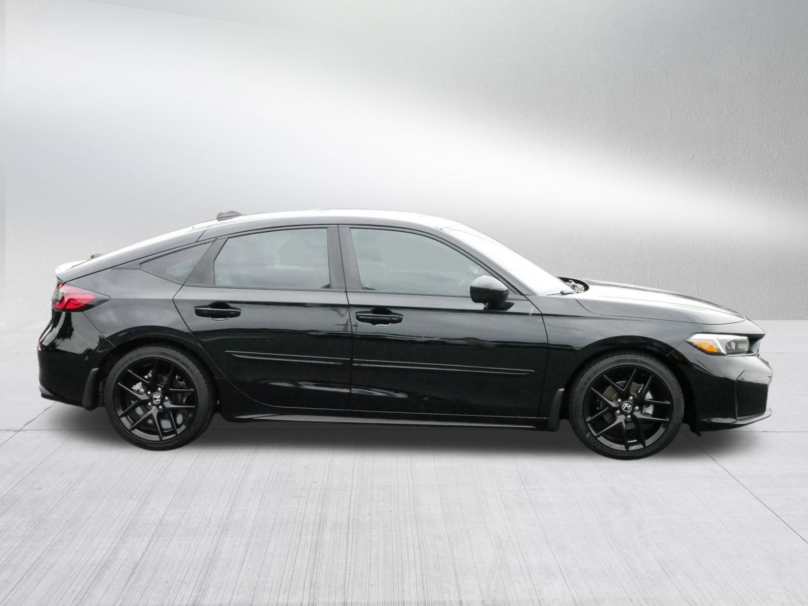 2025 Honda Civic Hatchback Sport photo 7
