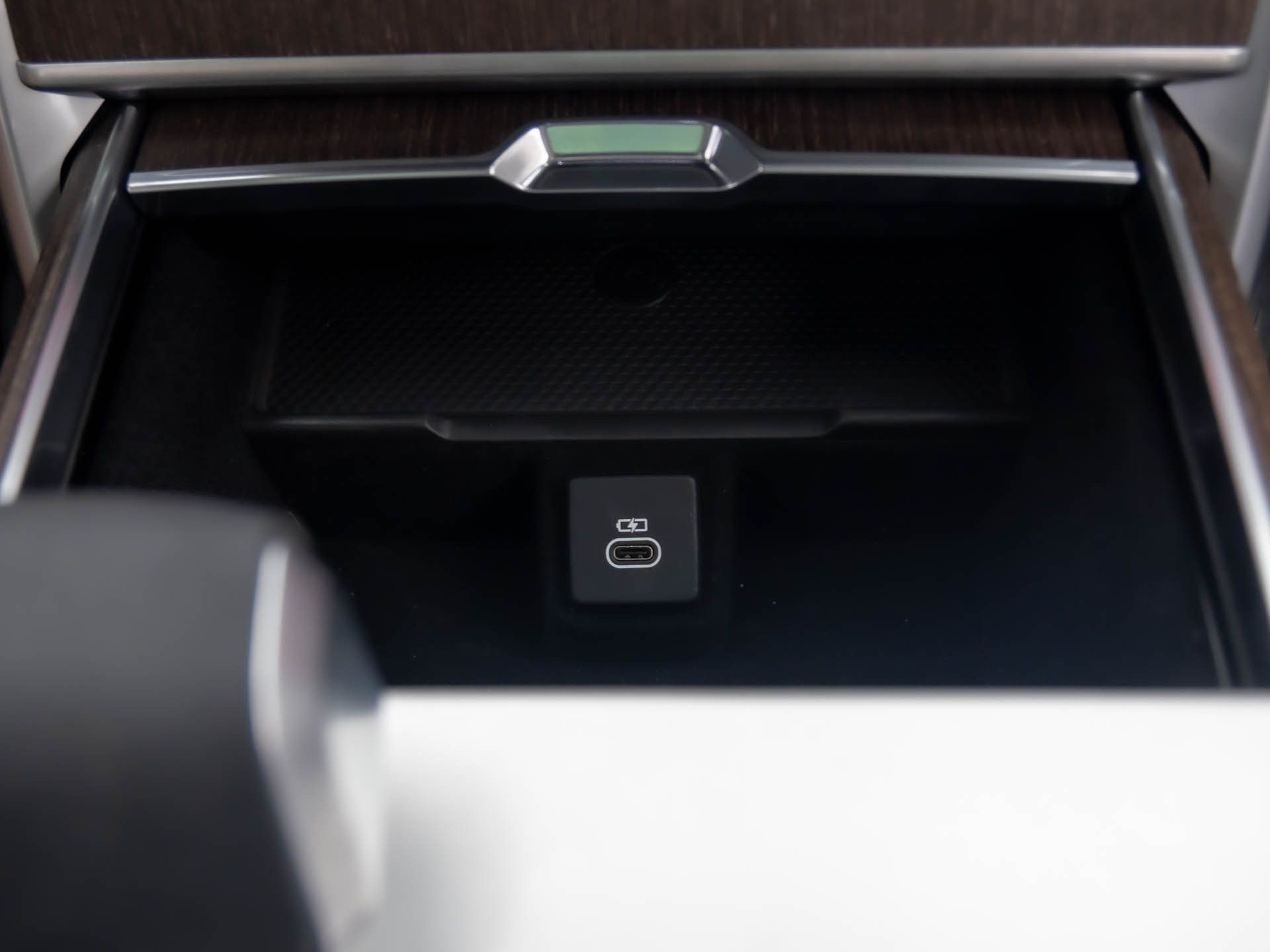 2025 Land Rover Range Rover SE photo 21