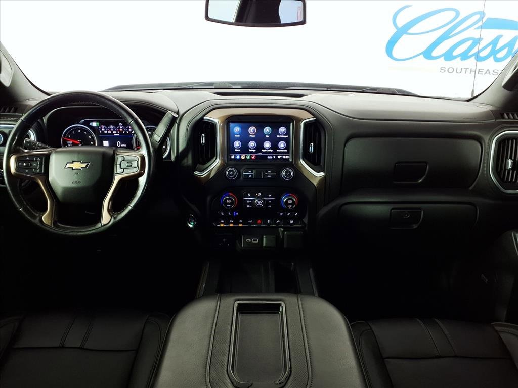 2019 Chevrolet Silverado 1500 High Country photo 2