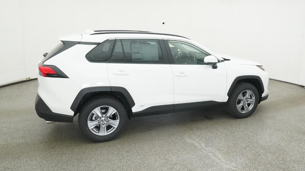 2025 Toyota RAV4 Hybrid LE photo 23