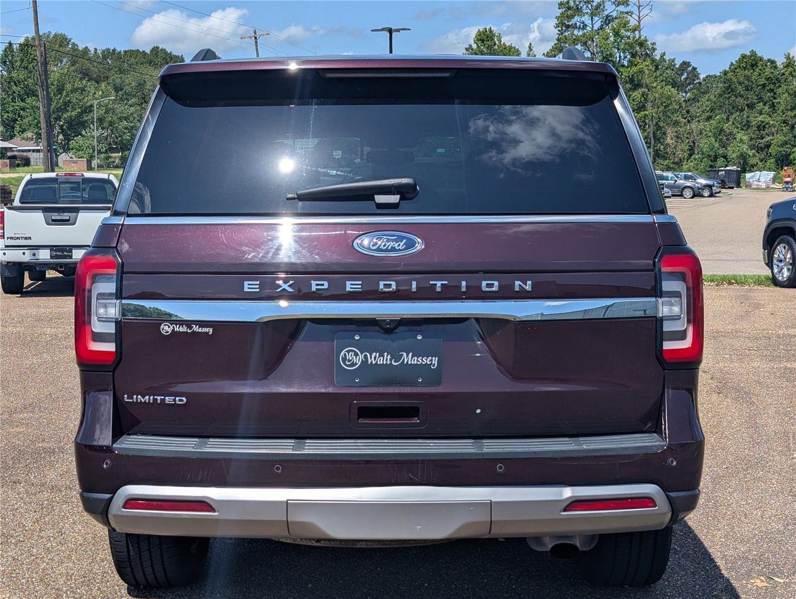 2023 Ford Expedition Limited photo 4