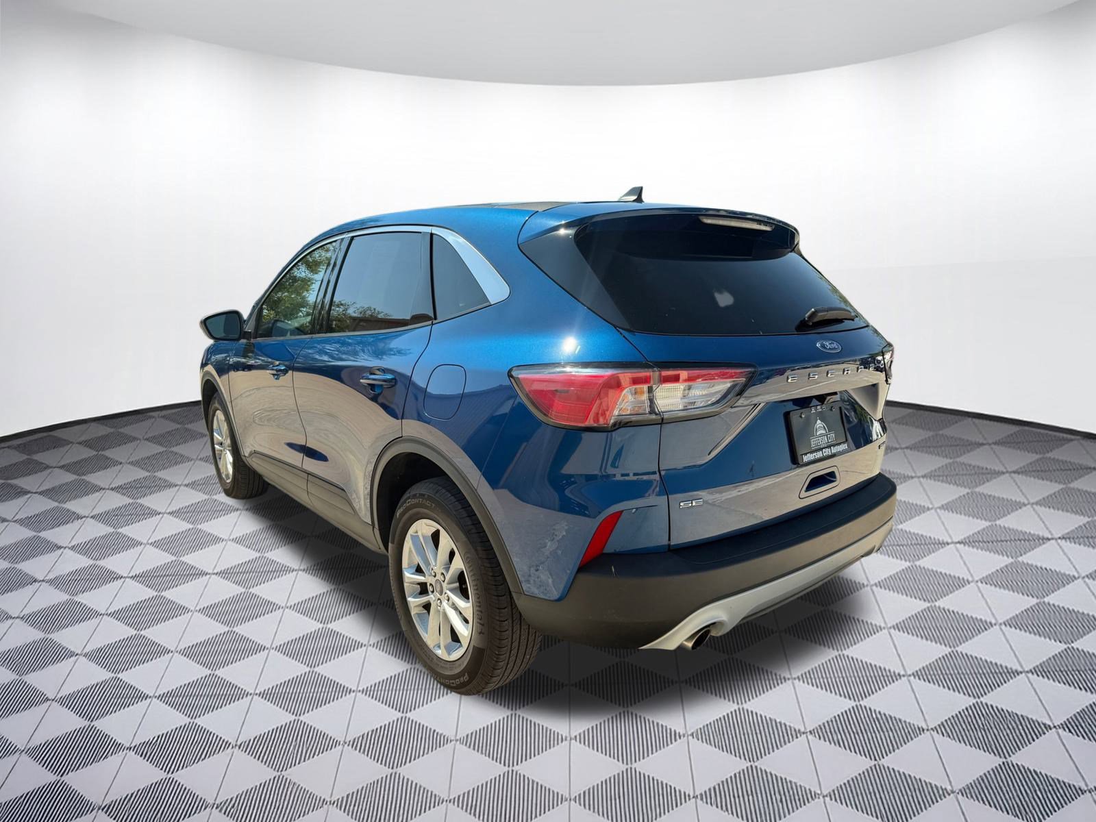 2022 Ford Escape SE photo 3