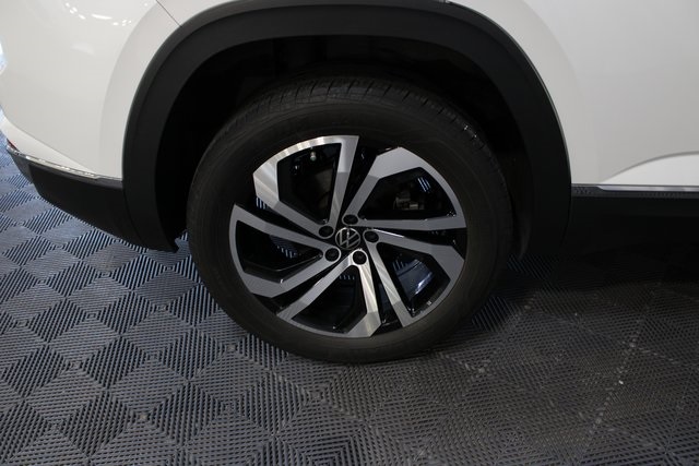 2023 Volkswagen Atlas Cross Sport SEL photo 24