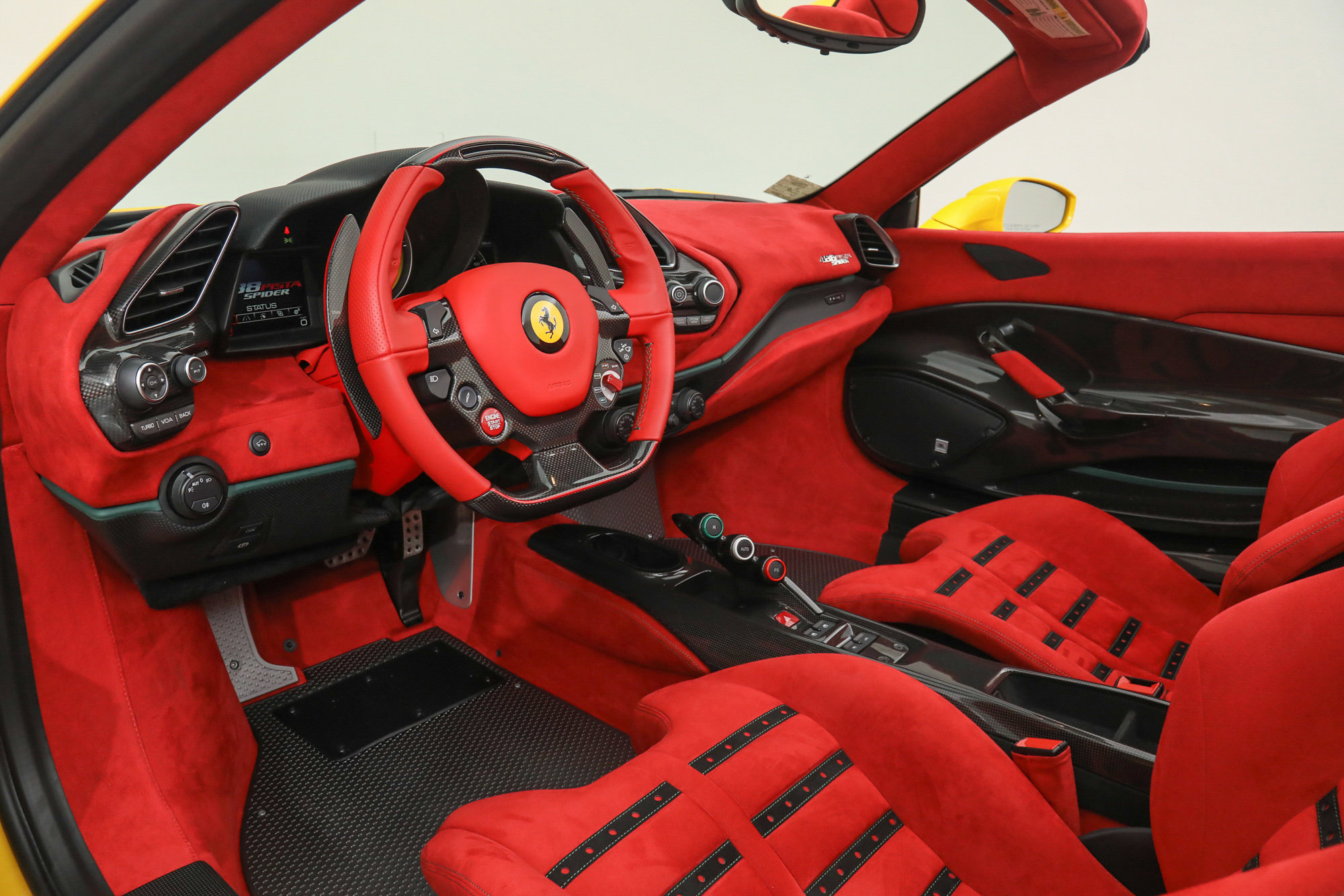 2020 Ferrari 488 Pista Spider photo 2