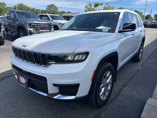 2022 Jeep Grand Cherokee Limited photo 3