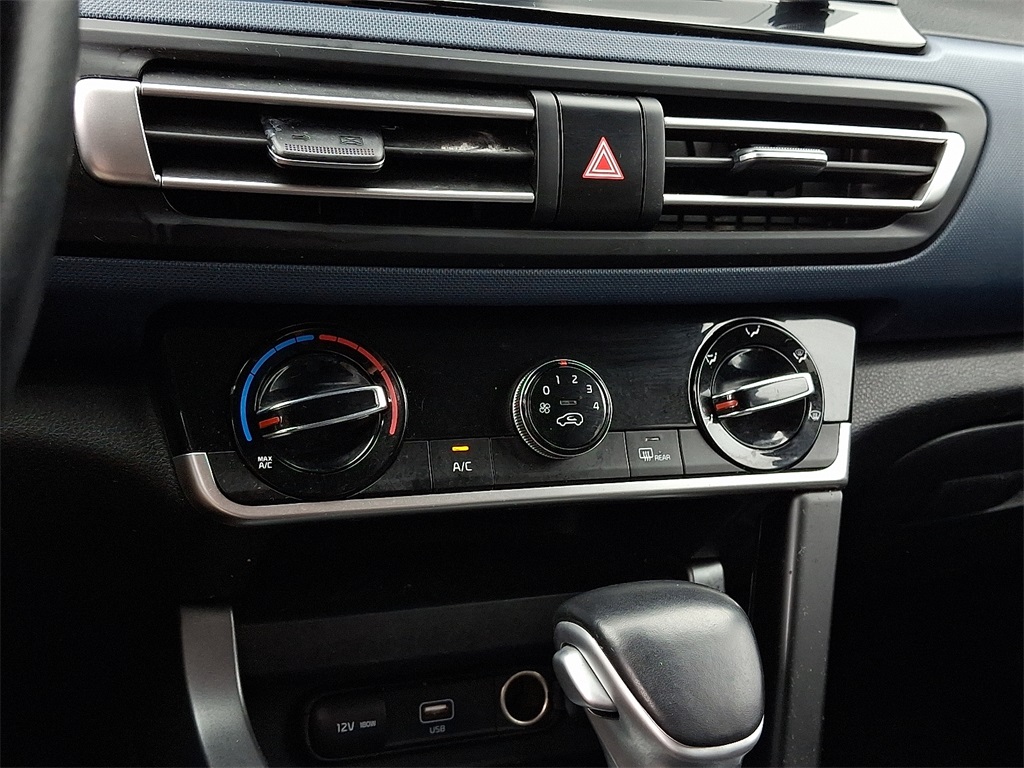 2021 Kia Seltos S photo 15