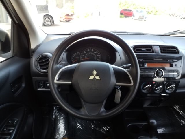 2017 Mitsubishi Mirage ES photo 13