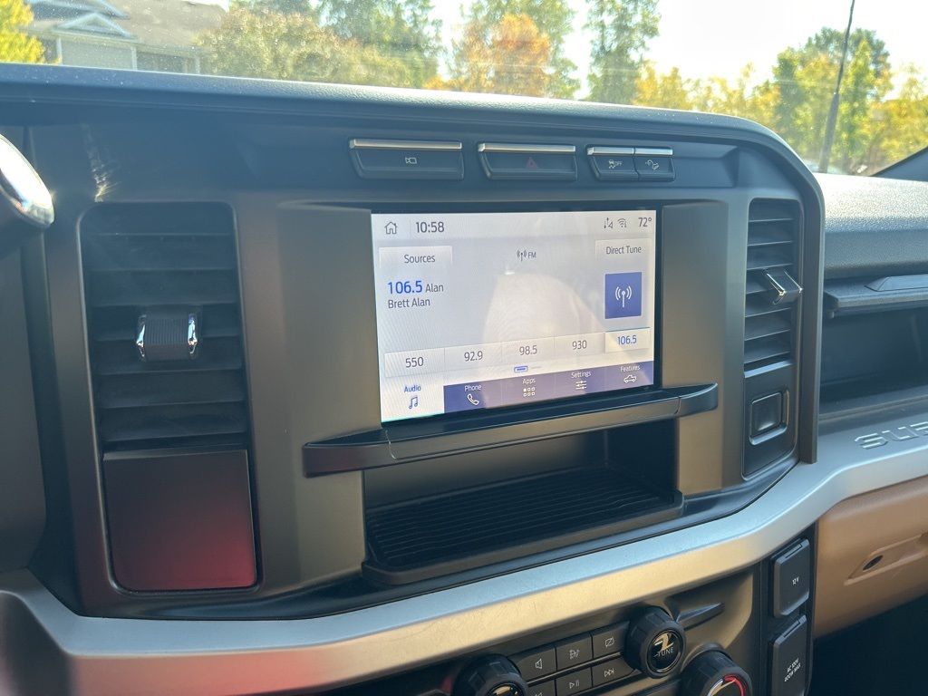 2024 Ford F-350 XLT photo 7