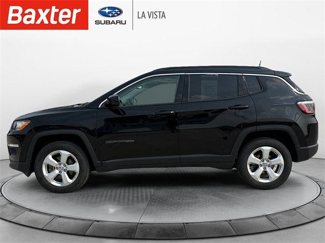 2019 Jeep Compass Latitude photo 2