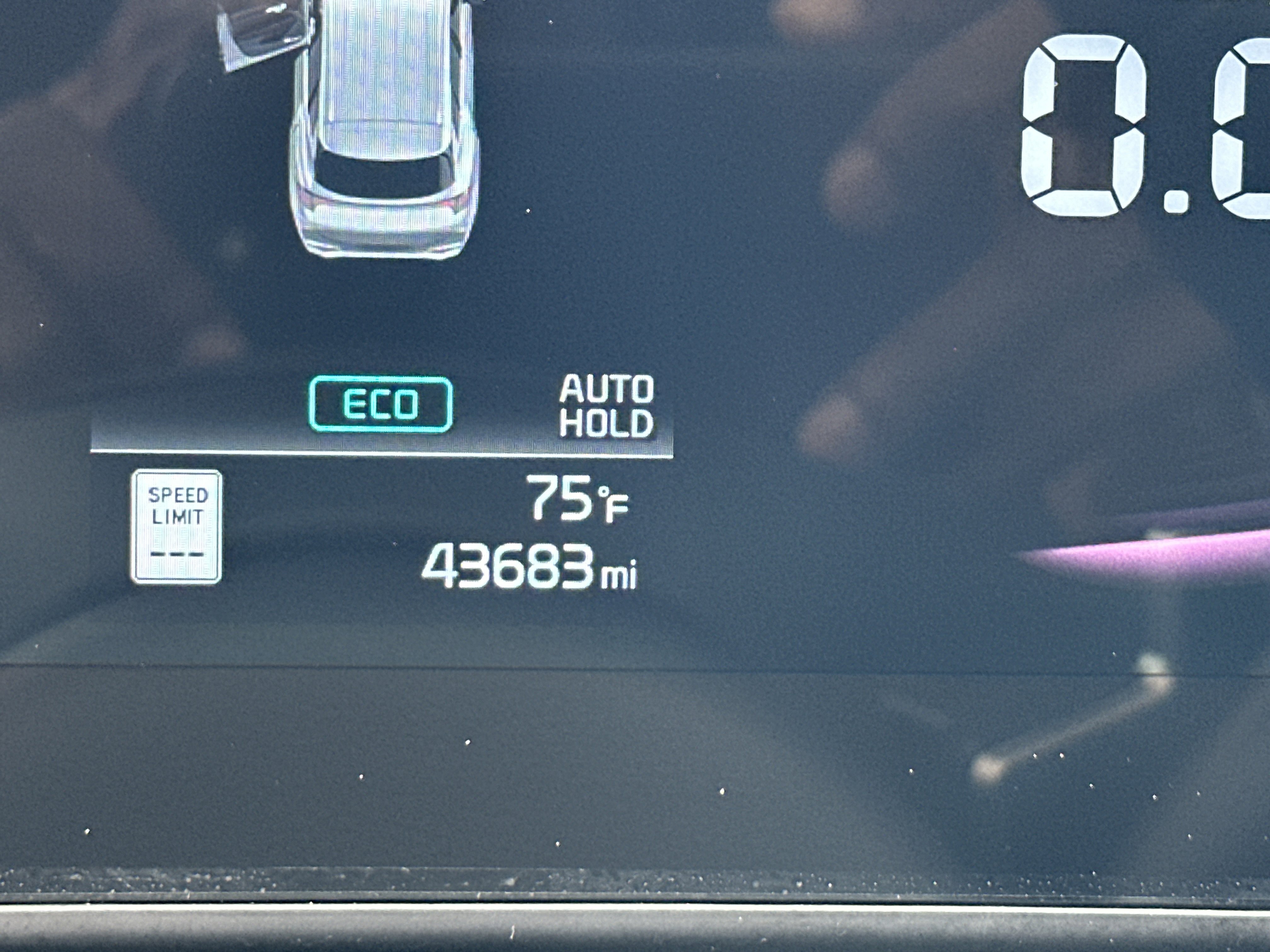 2023 Kia Sportage Plug-In Hybrid X-Line photo 4