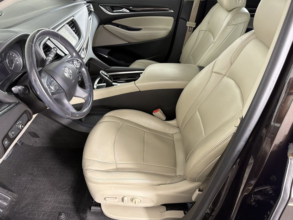 2018 Buick Enclave Essence photo 7