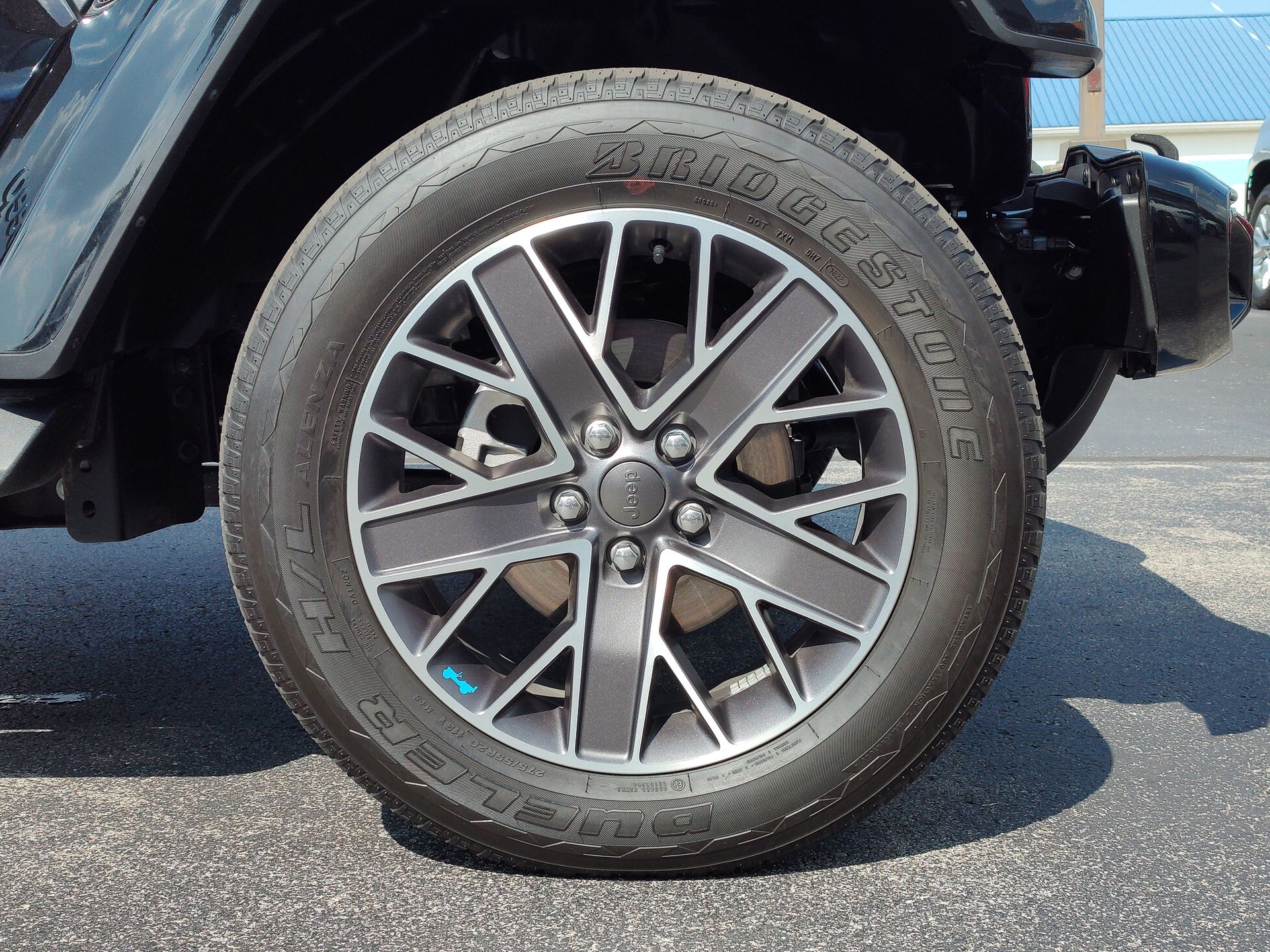 2022 Jeep Wrangler Unlimited Sahara High Altitude 4xe photo 18