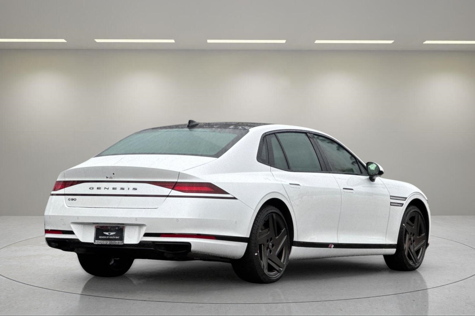 2026 Genesis G90 3.5T E-Supercharger photo 3