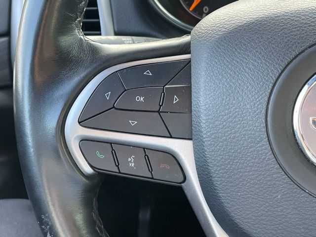 2021 Jeep Grand Cherokee Laredo E photo 17