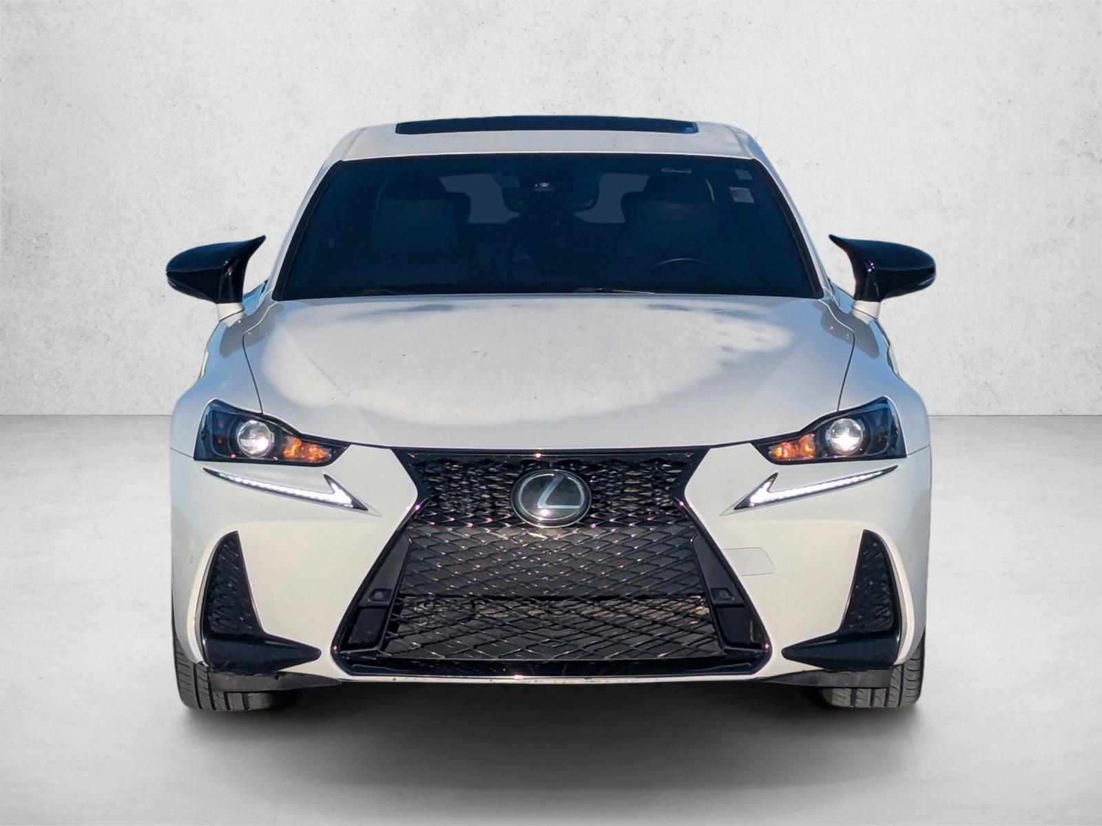 2019 Lexus IS 300 F SPORT photo 2