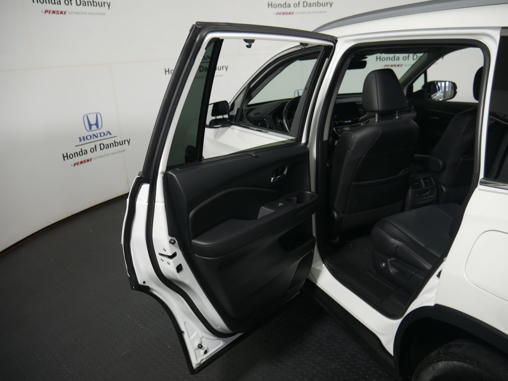 2022 Honda Pilot Elite photo 9