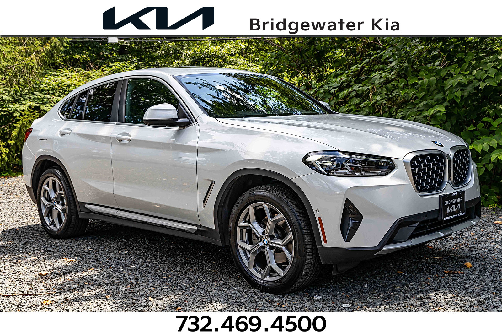 2024 BMW X4 30i's photo