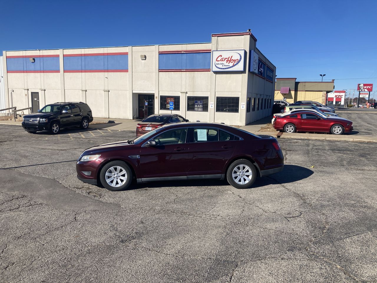 2011 Ford Taurus SE