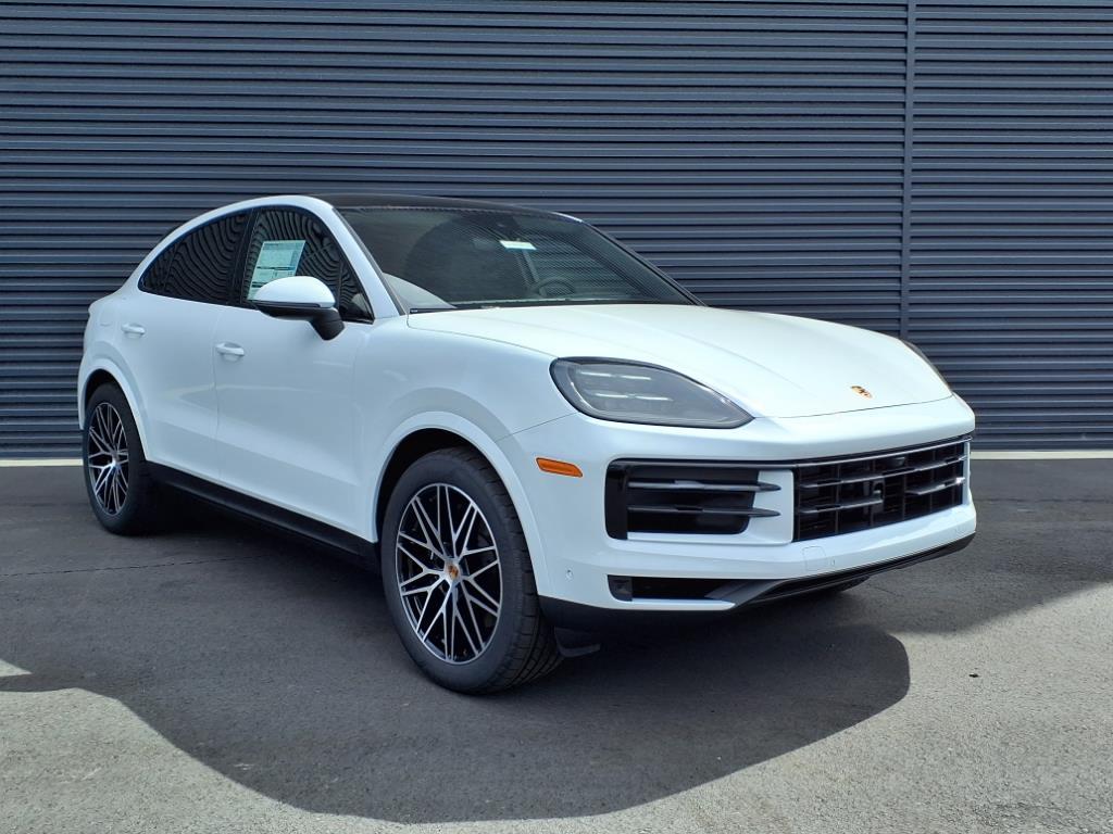 2026 Porsche Cayenne Coupe photo 33